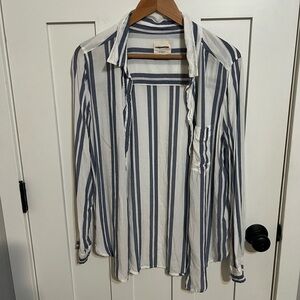 American Eagle, Blue and white stripe Long sleeve top. Size Small button up